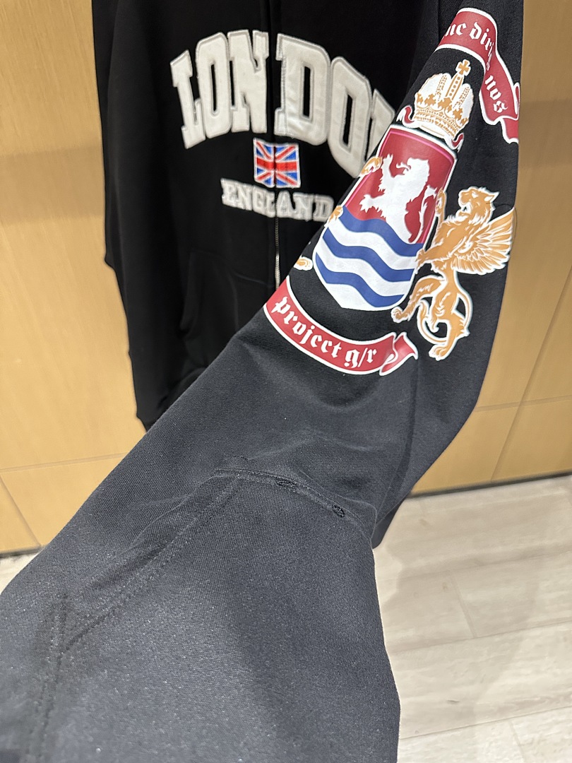 25S هودي بسحاب مغسول بتصميم مف - مراجعة Streetwear Brand London وسعره