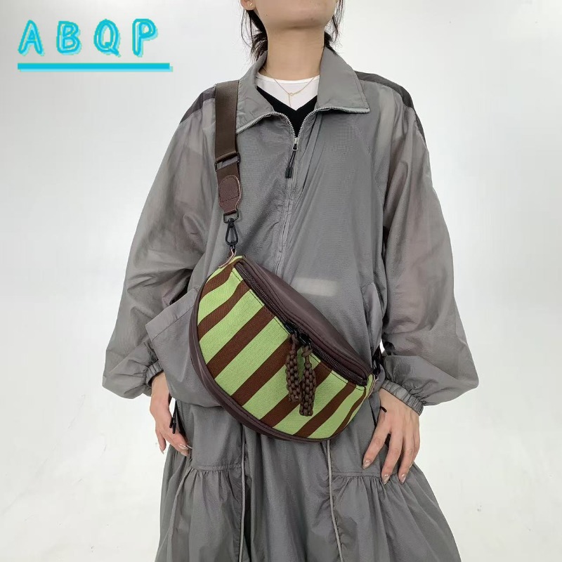 حقيبة كتف نسائية جديدة فاخرة ذ - مراجعة Streetwear Brand Bag وسعره