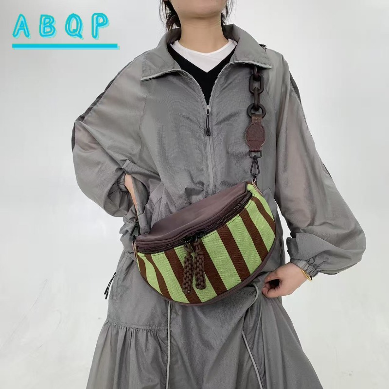 حقيبة كتف نسائية جديدة فاخرة ذ - مراجعة Streetwear Brand Bag وسعره